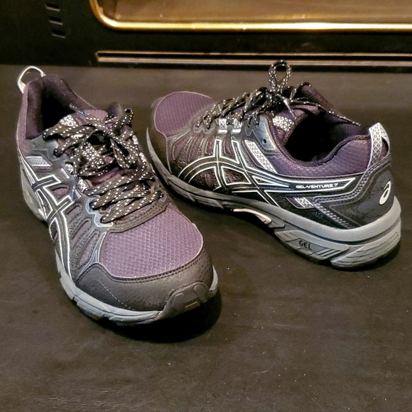 Asics Other - NWOT - Asics Gel-Venture 7